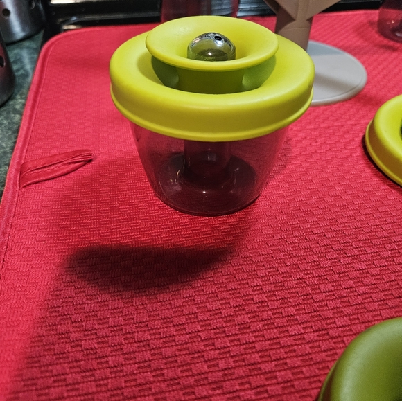 Pop up spice rack tree shape rubber lids cool design - Picture 9 of 11